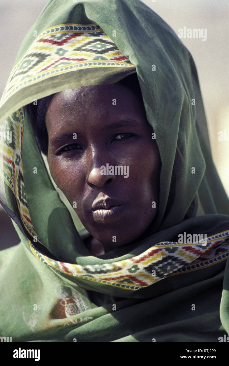 17th October 1993 A local Somalian woman at UNOSOM headquarters in Mogadishu, Somalia. Stock Photo