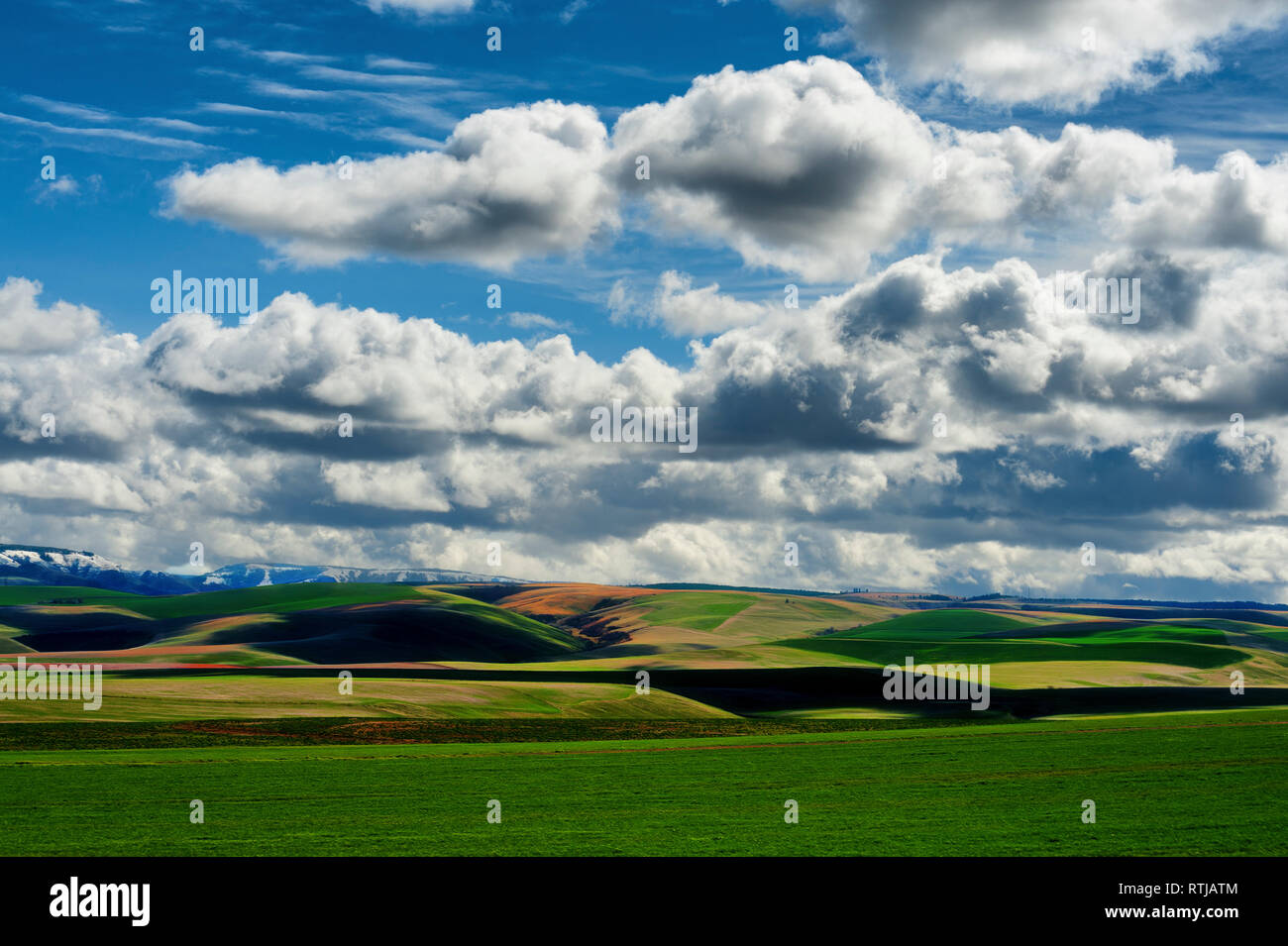 High desert landscape under cloudy skies in rural eastern Oregon Stock