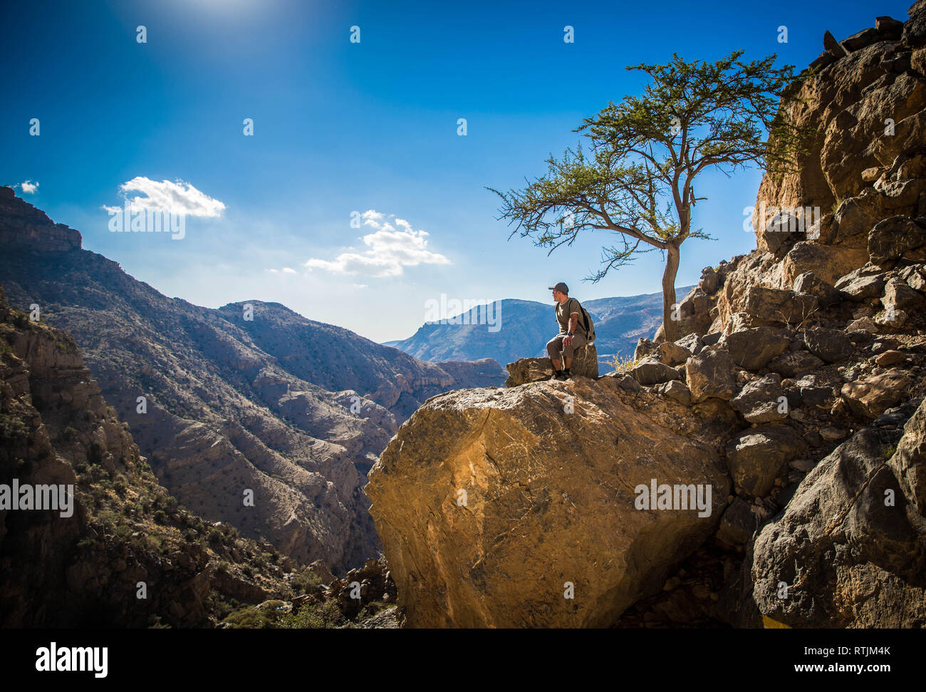 hikking in Jebel Akhdar, Al Hajar Mountains, Oman Stock Photo Alamy