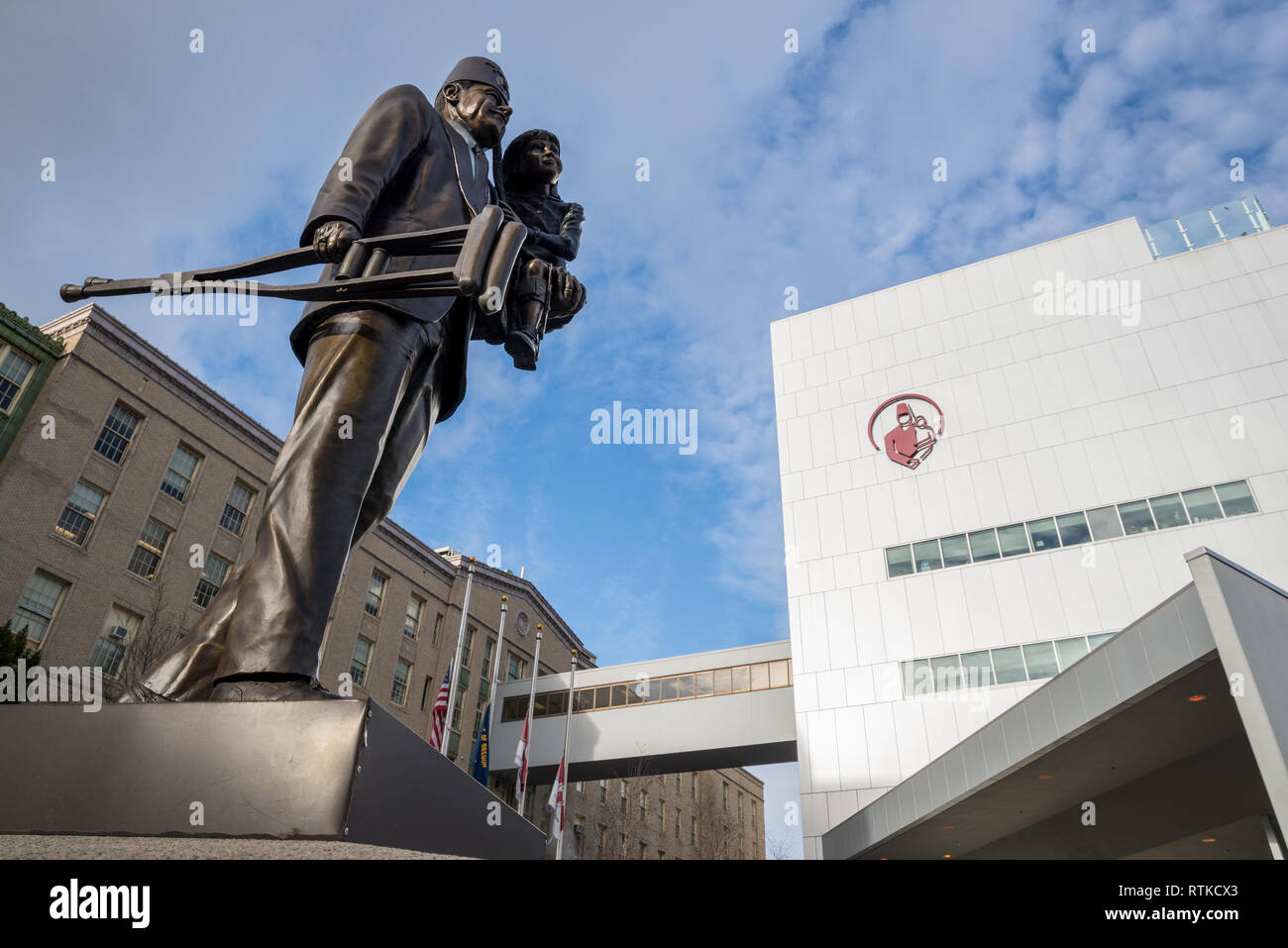 Shriners hospital for children hires stock photography and images Alamy