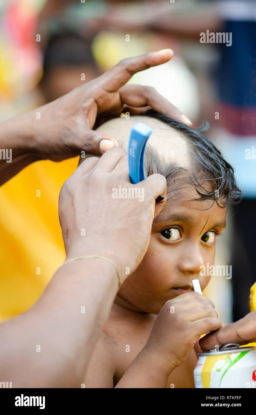 Hindu shave head hires stock photography and images Alamy