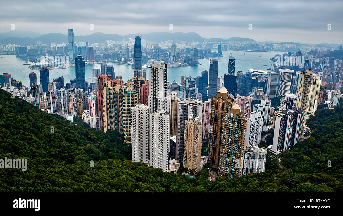 Hong Kong view of Victoria Harbour and Central from The Peak Tower  observation deck Stock Photo - Alamy