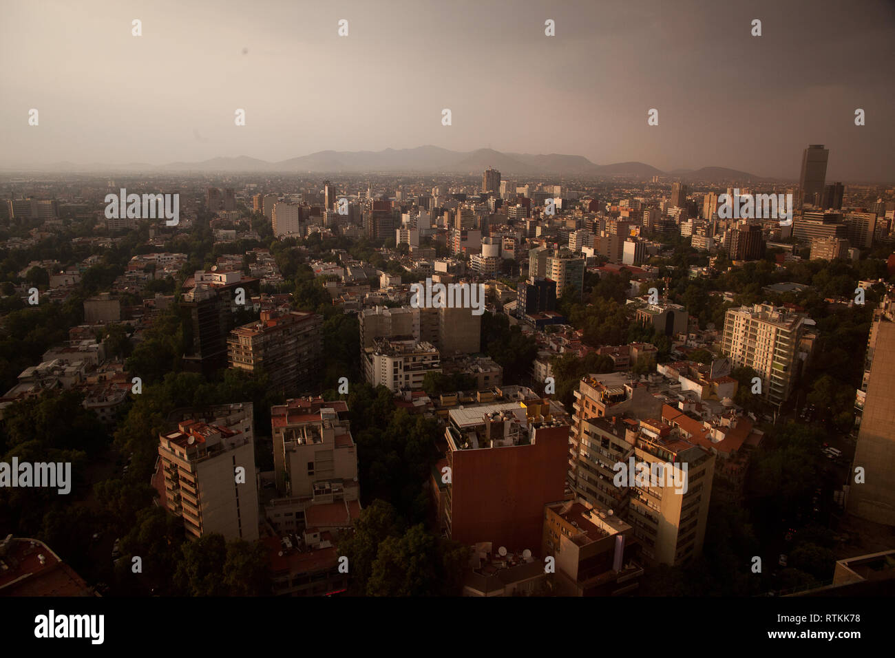 View over mexico city hi-res stock photography and images - Alamy
