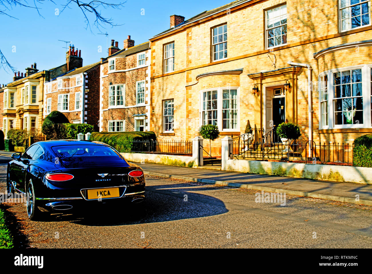 Period House and Bentley Car, Stokesley, North Yorkshire, England Stock Photo Alamy