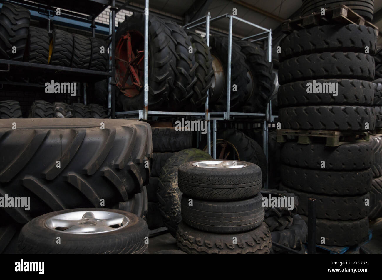 Second hand wheels and tires for industrial and agricultural machines