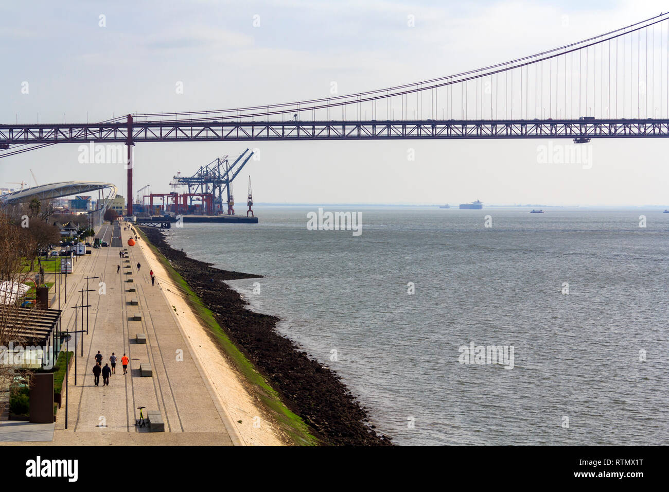 Aerial view of riverside in the city of Lisbon Stock Photo Alamy