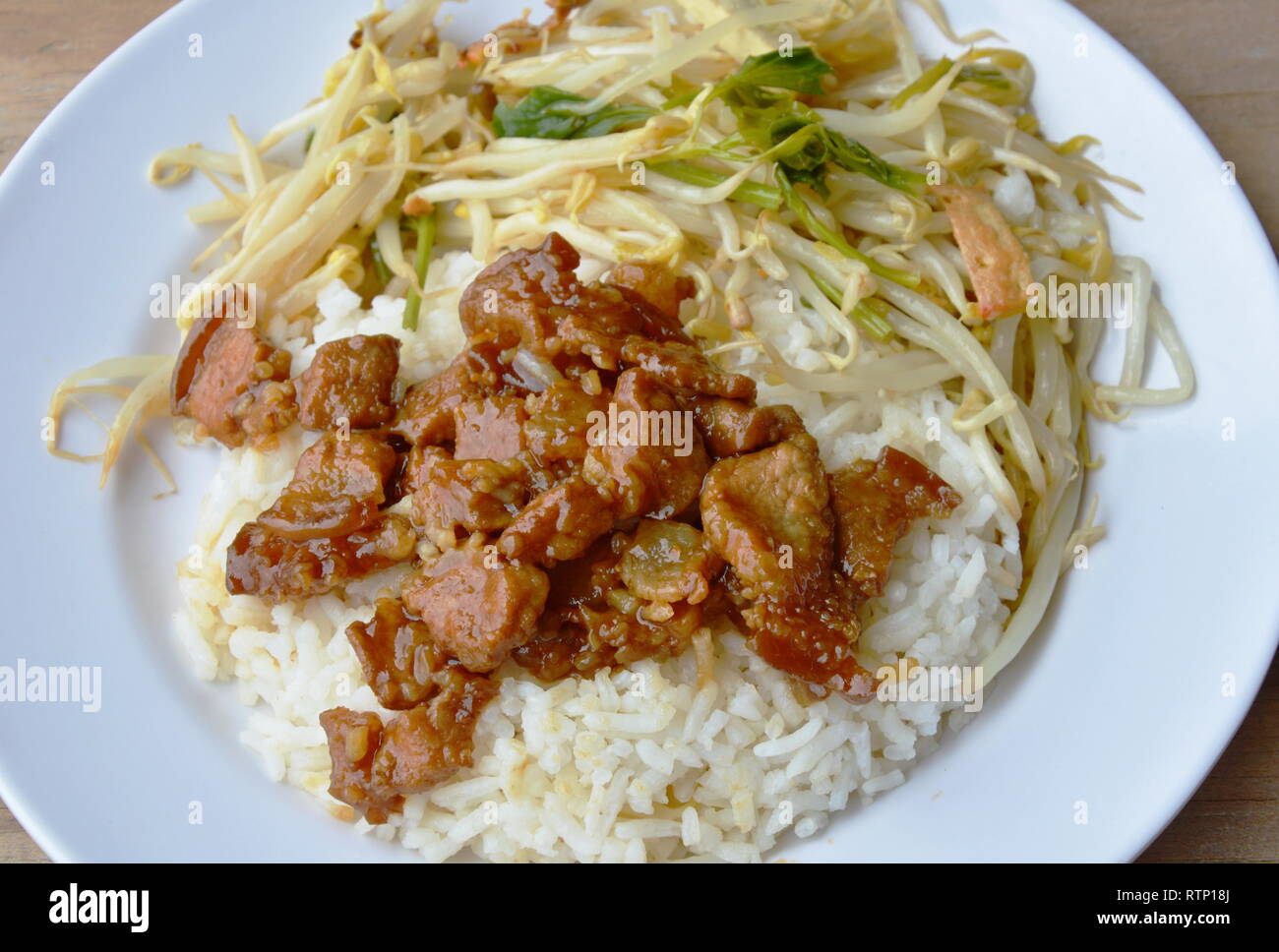 sweet fat pork in gravy sauce and stir fried bean sprout with tofu on