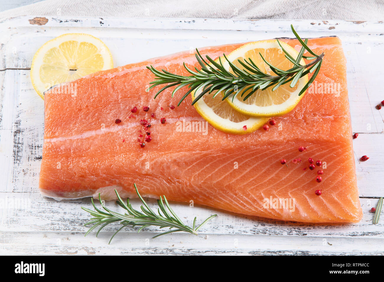 Raw salmon fillet. Fresh fish. Top view Stock Photo - Alamy