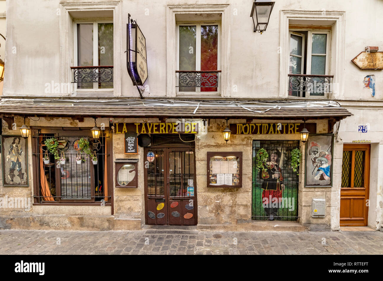 La Taverne De Montmartre restaurant on  Rue Gabrielle , in Montmartre, Paris Stock Photo