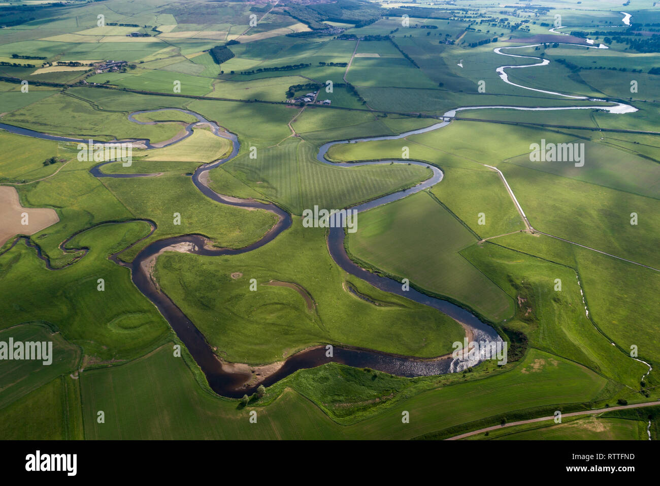 Aerial image showing the River Clyde in Oxbow formations near the