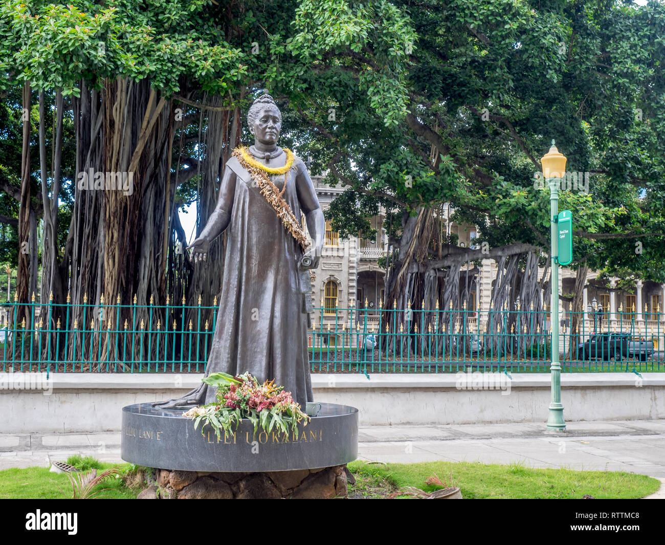 Hawaii state capitol building hires stock photography and images Alamy