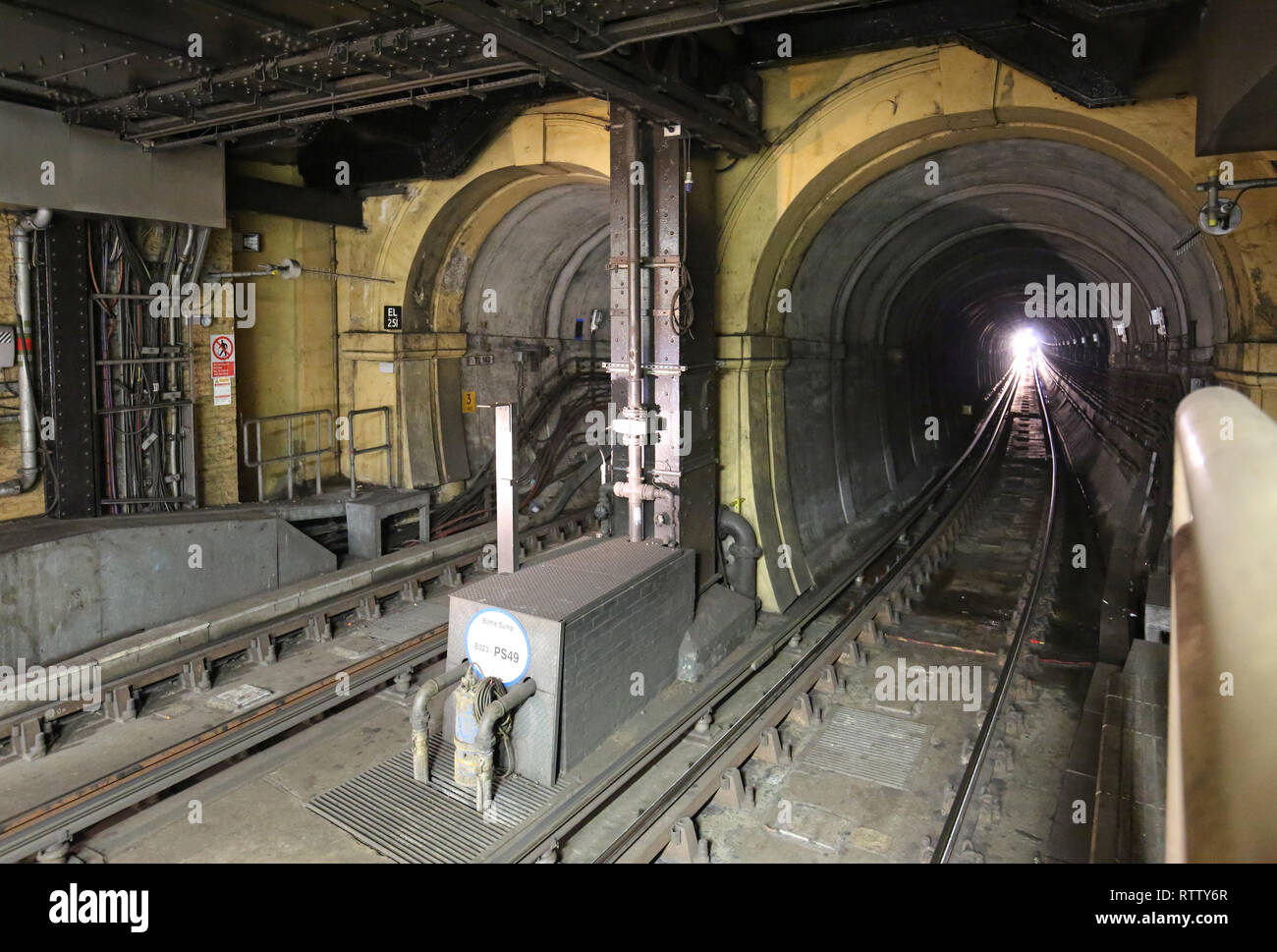 Railway tunnel entrance tracks hires stock photography and images Alamy