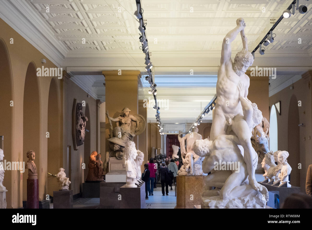 sculpture v and a museum