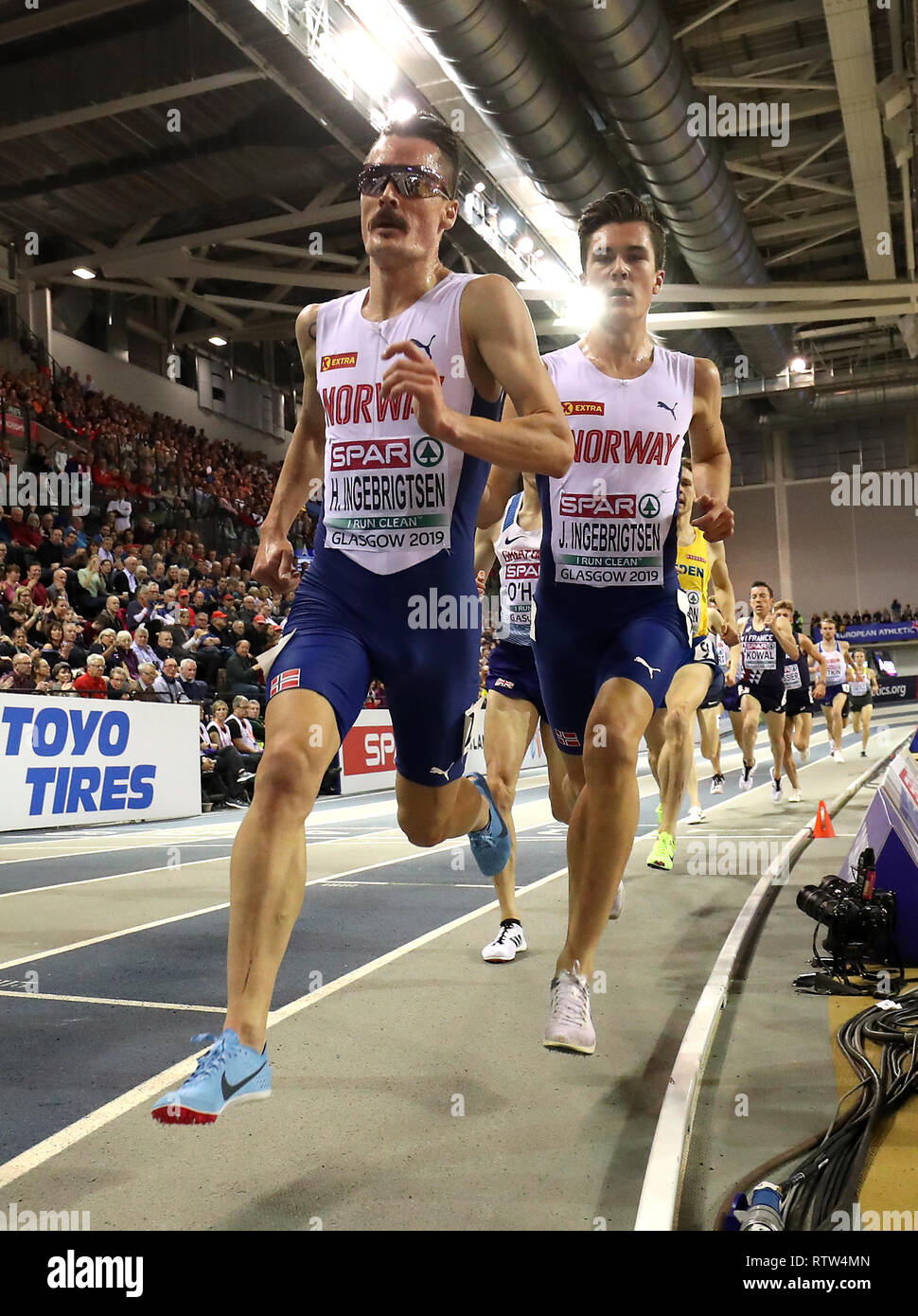 Norway S Henrik Ingebrigtsen Left And Brother Norway S Jakob Ingebrigtsen During The Men S 3000m Final During Day Two Of The European Indoor Athletics Championships At The Emirates Arena Glasgow Stock Photo Alamy [ 1390 x 970 Pixel ]
