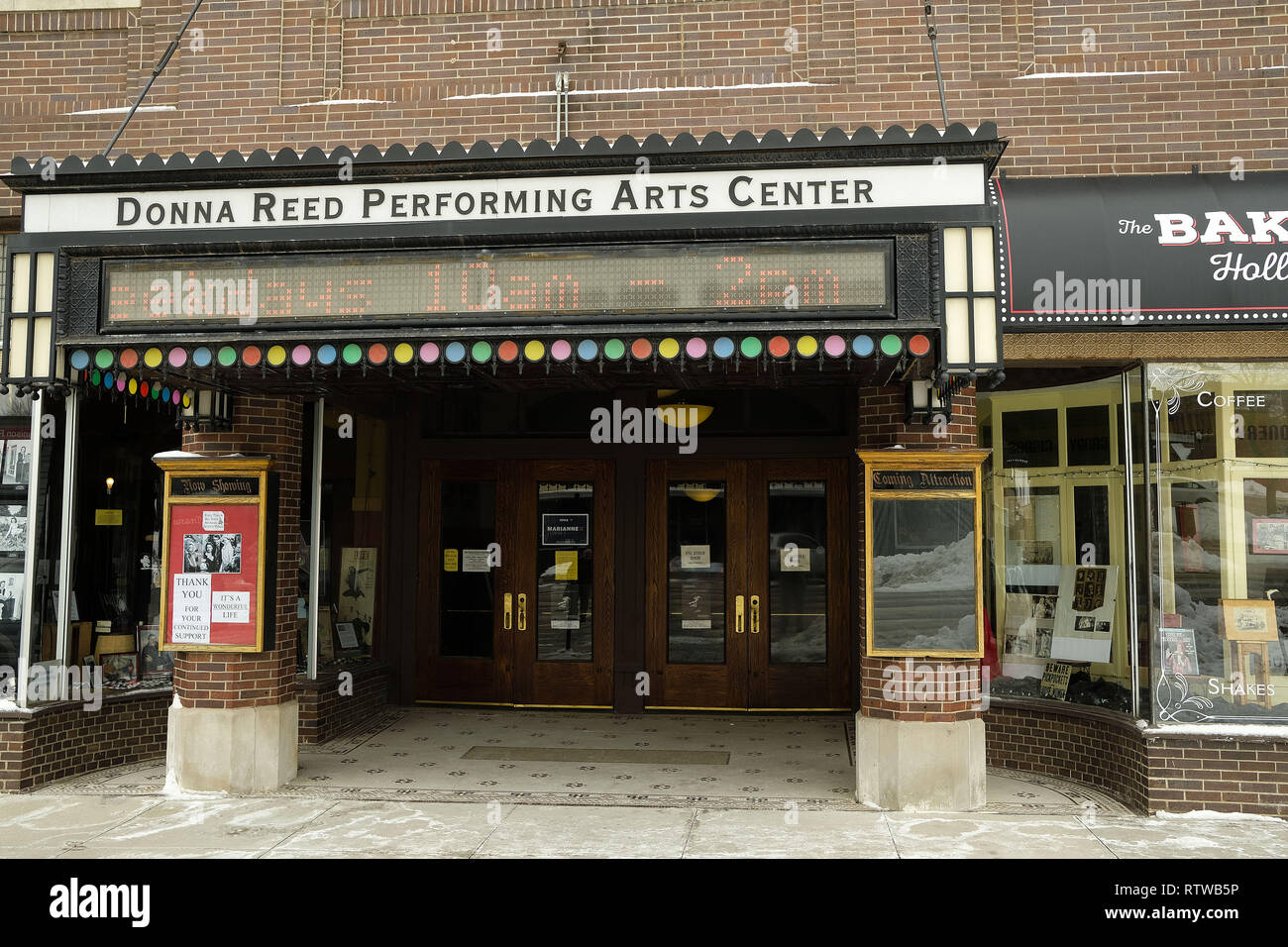 Denison, IOWA, USA. 2nd Mar, 2019. Author and spiritual guru MARIANNE WILLIAMSON speaks inside the Donna Reed Theatre and talks about poverty in America, in Denison, Iowa Saturday, March 2, 2018, while exploring a presidential run for 2020. Credit: Jerry Mennenga/ZUMA Wire/Alamy Live News Stock Photo