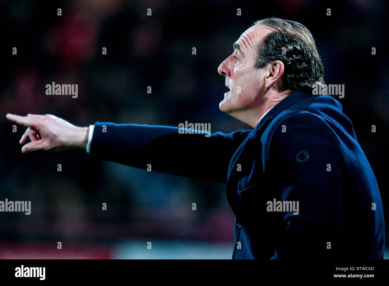 52 photos et images haute résolution de Rsc Anderlecht Yves