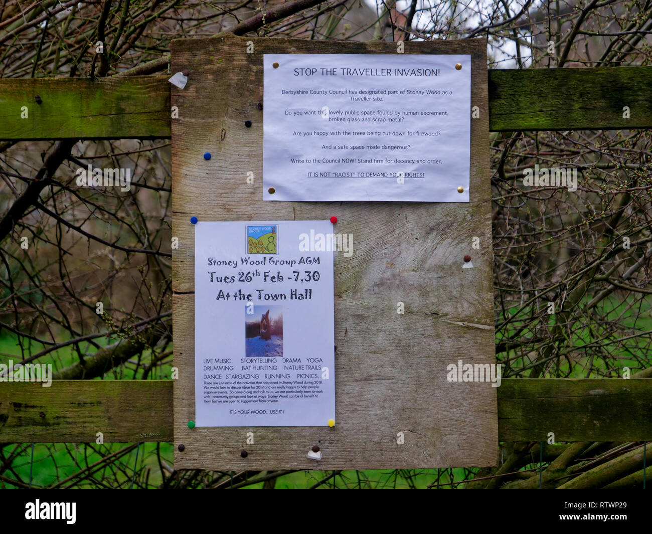 Stoney Wood, Wirksworth, Derbyshire Dales, UK. 03rd March, 2019. Sign at local beauty spot Stoney Woods saying Stop The Traveller Invasion after Derbyshire Dales District Council try relocating a GRT Travellers camp on disputed land adjacent to Stoney Wood, Wirksworth, Derbyshire Dales. Wirksworth Town Council are seeking legal advise to try & protect the trees, rare wild orchids & other wildlife in and around this Sight of Special scientific Interest. Credit: Doug Blane/Alamy Live News Stock Photo