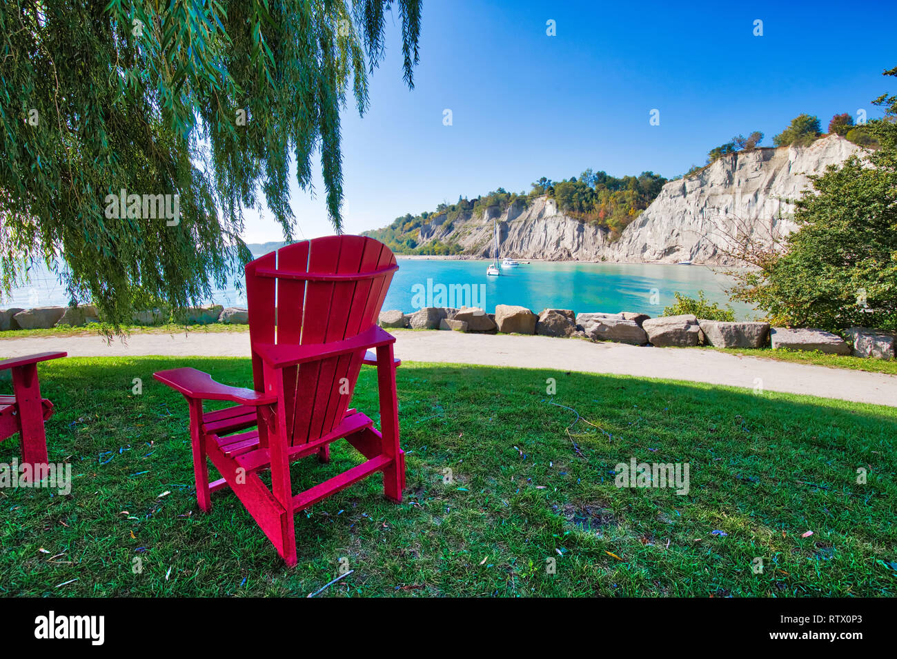 Toronto, Scenic Scarborough Bluffs facing Ontario lake shore Stock Photo