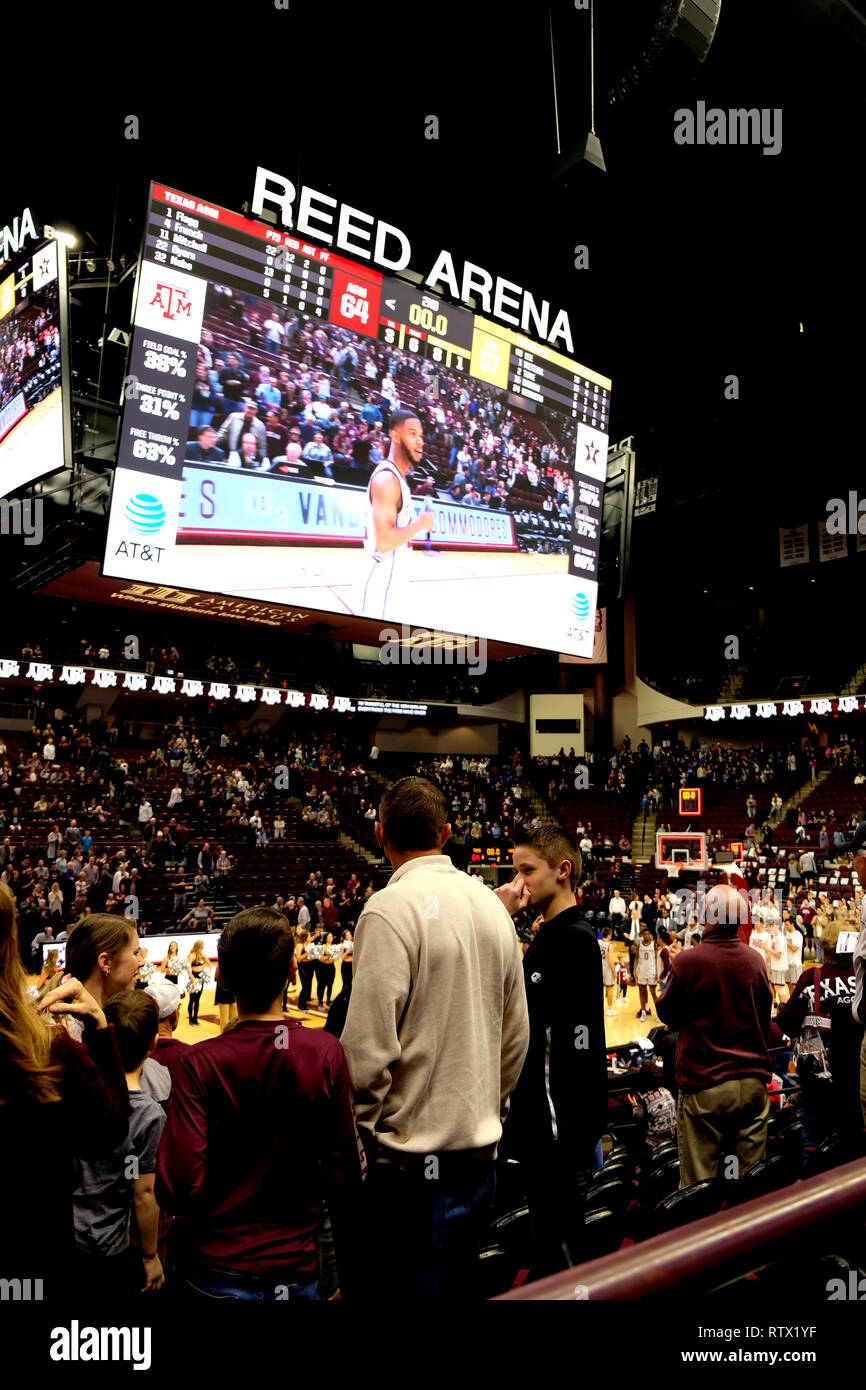 Reed arena scoreboard hires stock photography and images Alamy