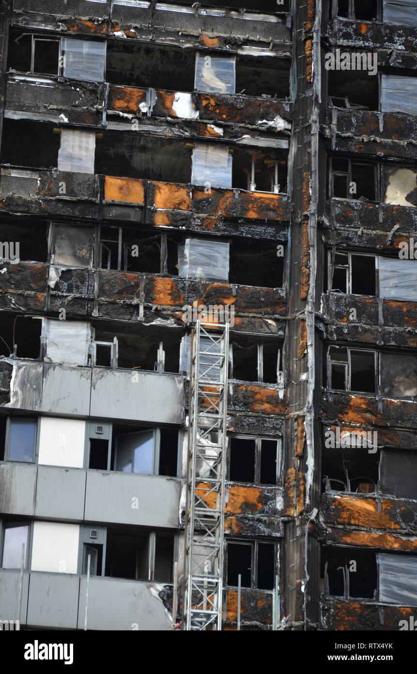 Grenfell tower fire, London, disaster zone Stock Photo Alamy