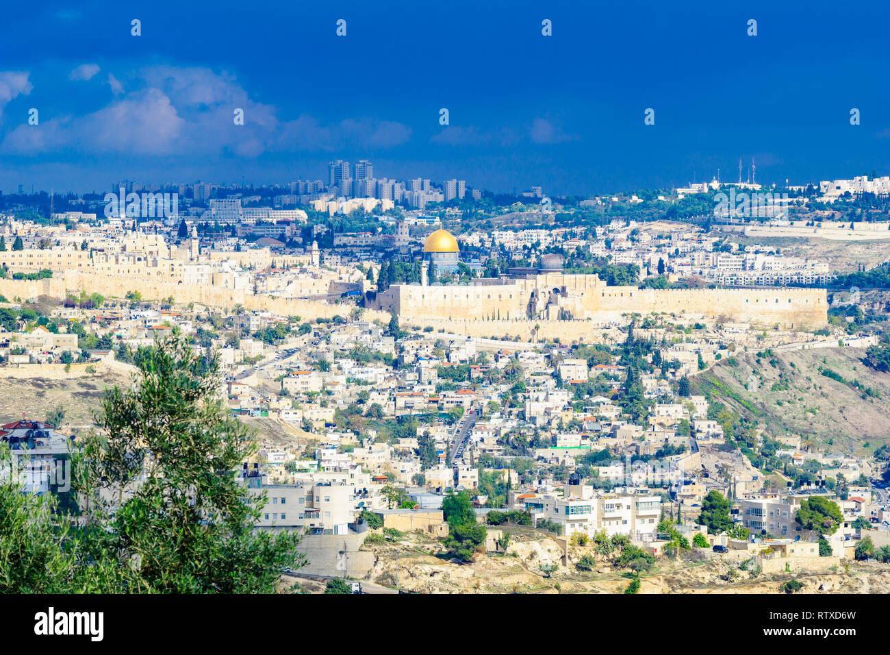 View of the old city of Jerusalem from the south, with the walls, and al-Aqsa mosque. Jerusalem, Israel Stock Photo