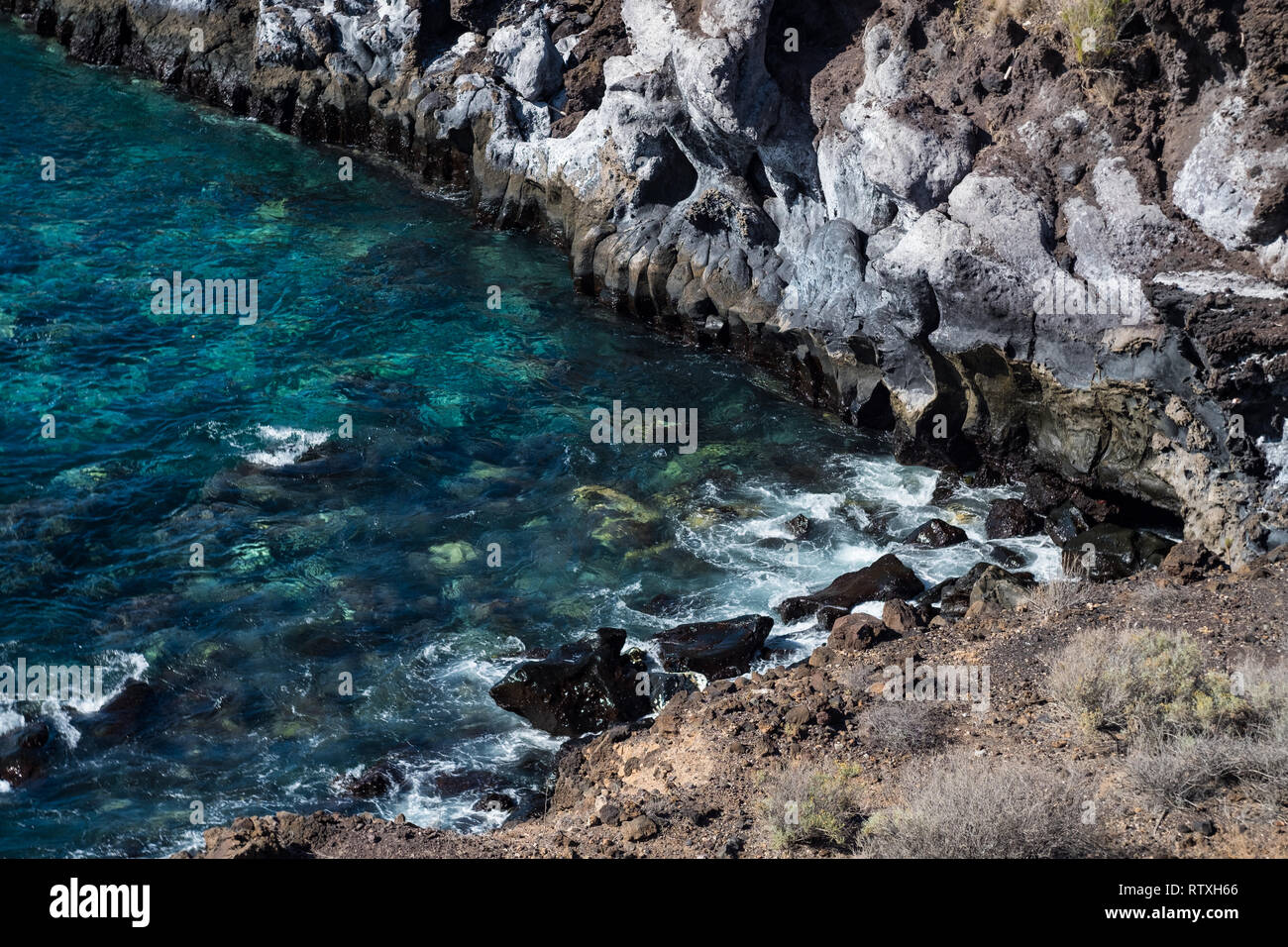 Beautiful tropic sea rocky coast hi-res stock photography and images ...