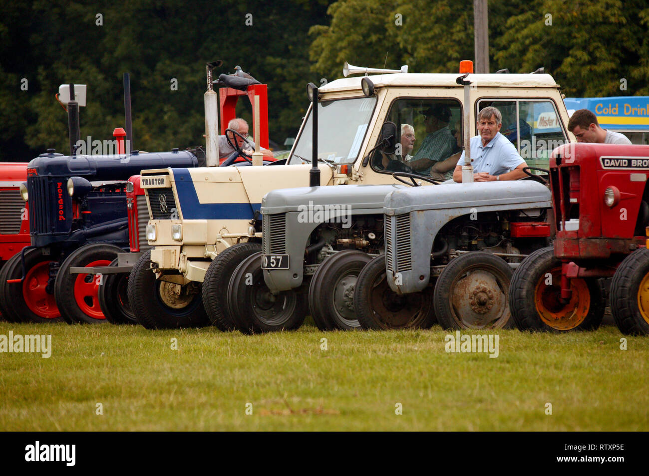 Vintage Tractors at the Herts and Essex Country Fair Stock Photo Alamy