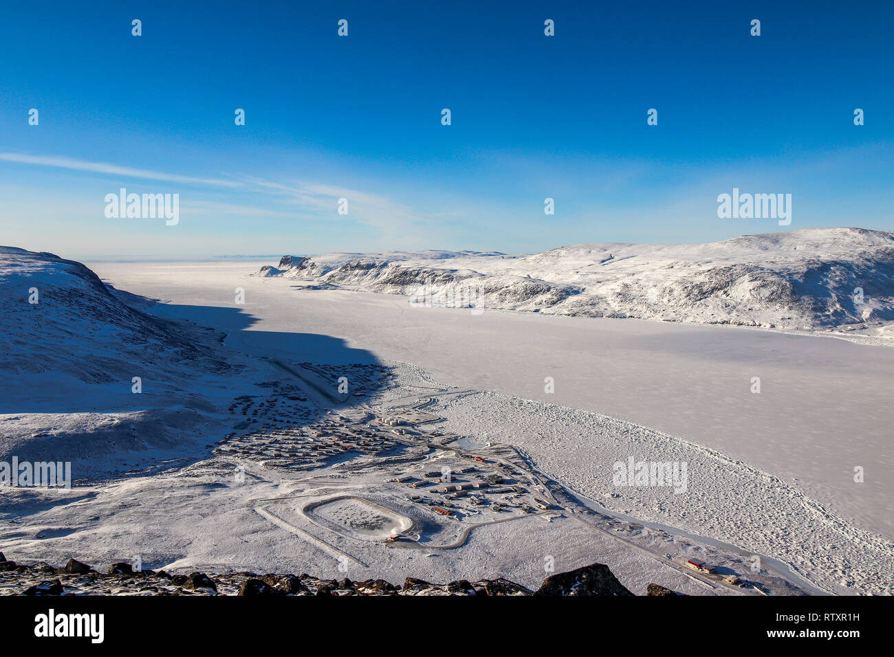 Pangnirtung fiord hires stock photography and images Alamy