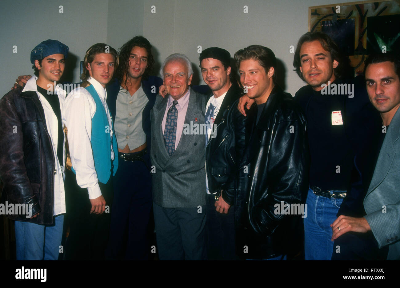 UNIVERSAL CITY, CA - FEBRUARY 6: (EXCLUSIVE) Actor Michael Sutton, actor  Steve Burton, Singer/actor Ricky Martin, guest, actor Wally Kurth, actor  Sean Kanan, actor Jon Lindstrom and actor Maurice Benard pose backstage
