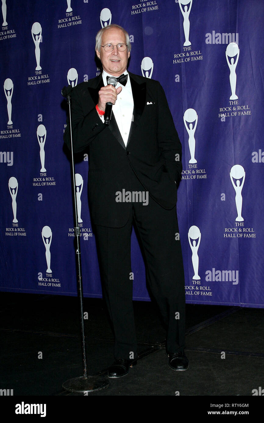 New York, USA. 10 Mar, 2008. Chevy Chase, in the press room at The Monday, Mar 10, 2008 Rock N' Roll Hall of Fame Induction Ceremony at The Waldorf=Astoria Hotel in New York, USA. Credit: Steve Mack/S.D. Mack Pictures/Alamy Stock Photo