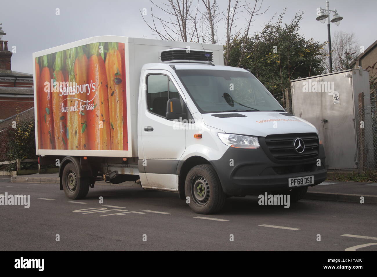 A MERCEDES VAN OF SAINSBURYS HOME DELIVERY SERVICE Stock Photo Alamy