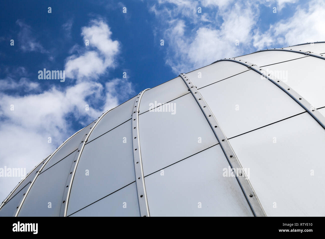 Metal cladding roof hi-res stock photography and images - Alamy