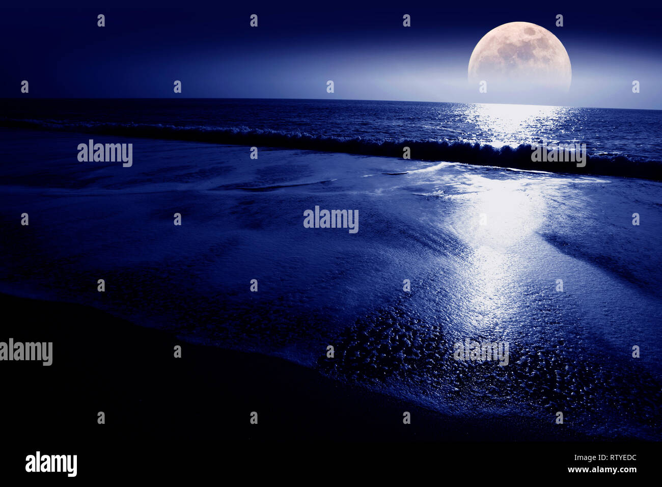 awesome,amazing,big,biggest,colossal, rise, setting, set, moonrise