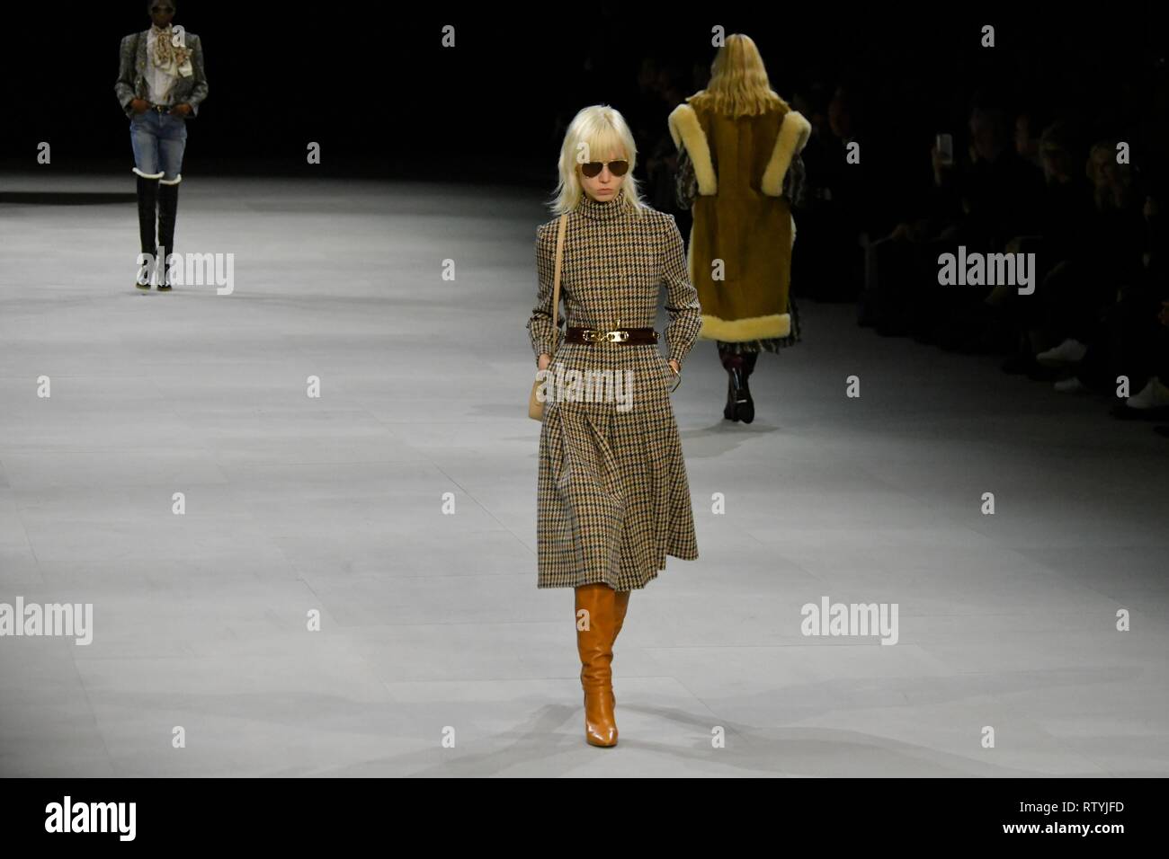 Paris, France. 1st Mar, 2019. Models present creations of Celine during the 2019/2020 Fall/Winter ready-to-wear collection show in Paris, France, March 1, 2019. Credit: Piero Biasion/Xinhua/Alamy Live News Stock Photo