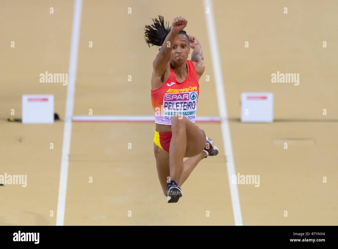Womens triple jump hi-res stock photography and images - Alamy