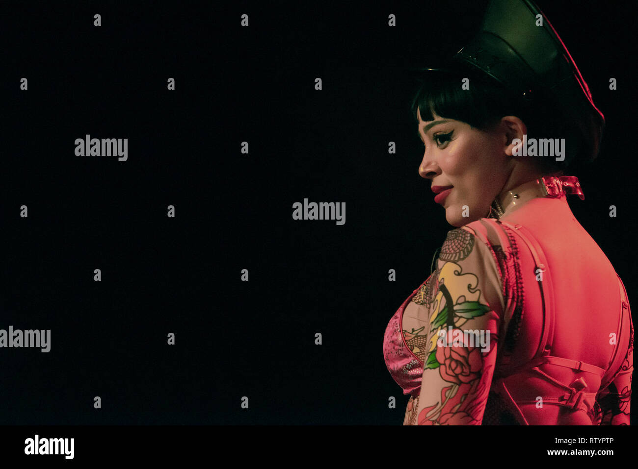 Doja cat rapper hi-res stock photography and images - Alamy