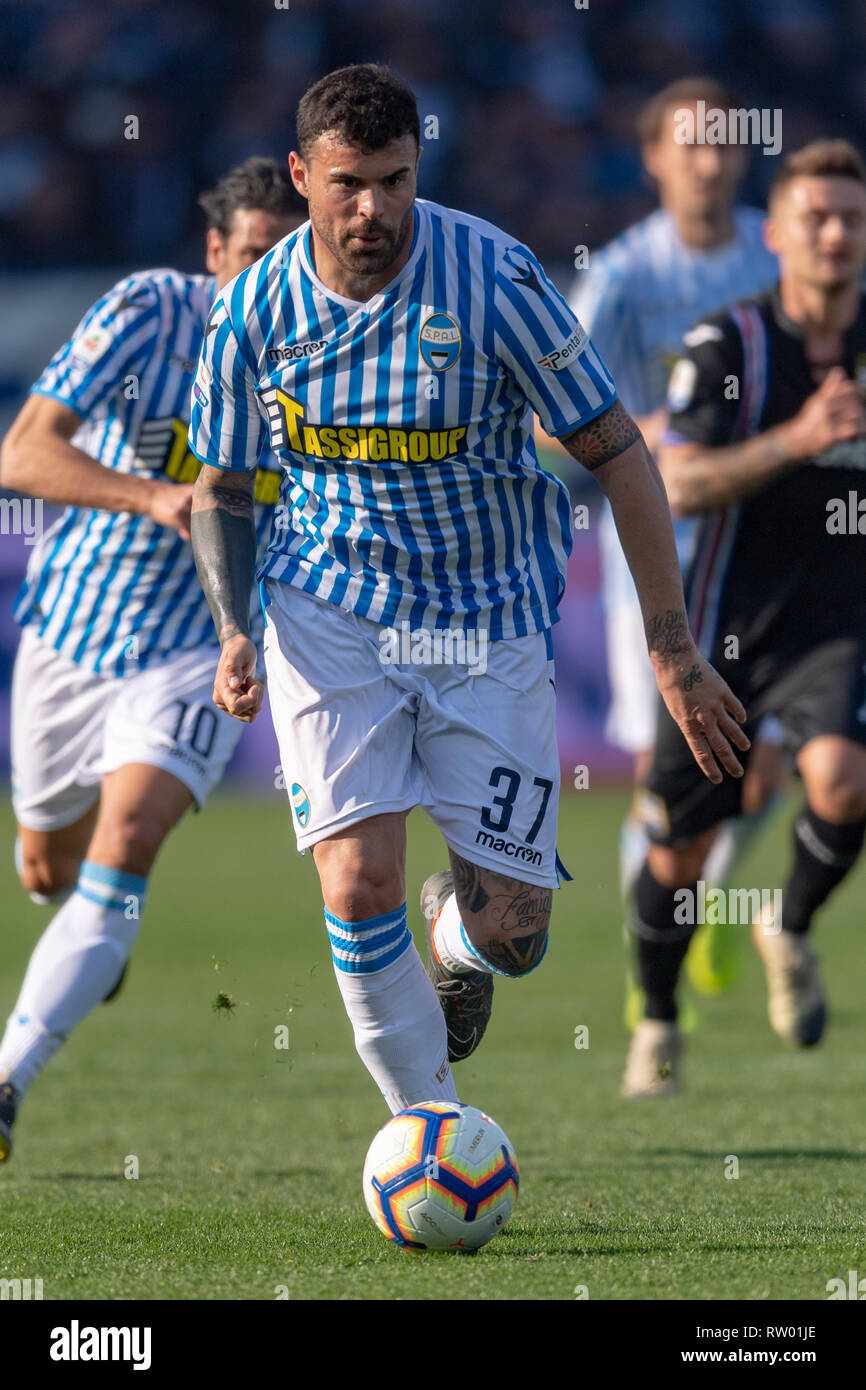 Ferrara, Italy. 18th May, 2017. Serie B Trophy Football/Soccer : Italian Serie  B match between SPAL 2-1 FC Bari at Stadio Paolo Mazza in Ferrara, Italy .  Credit: Maurizio Borsari/AFLO/Alamy Live News