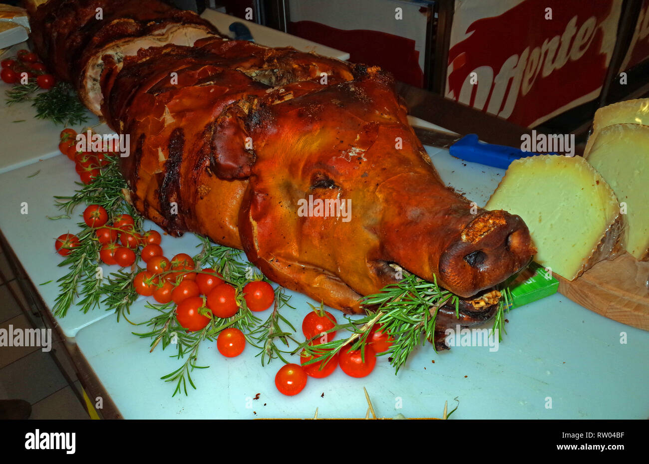 Porchetta di ariccia hi-res stock photography and images - Alamy