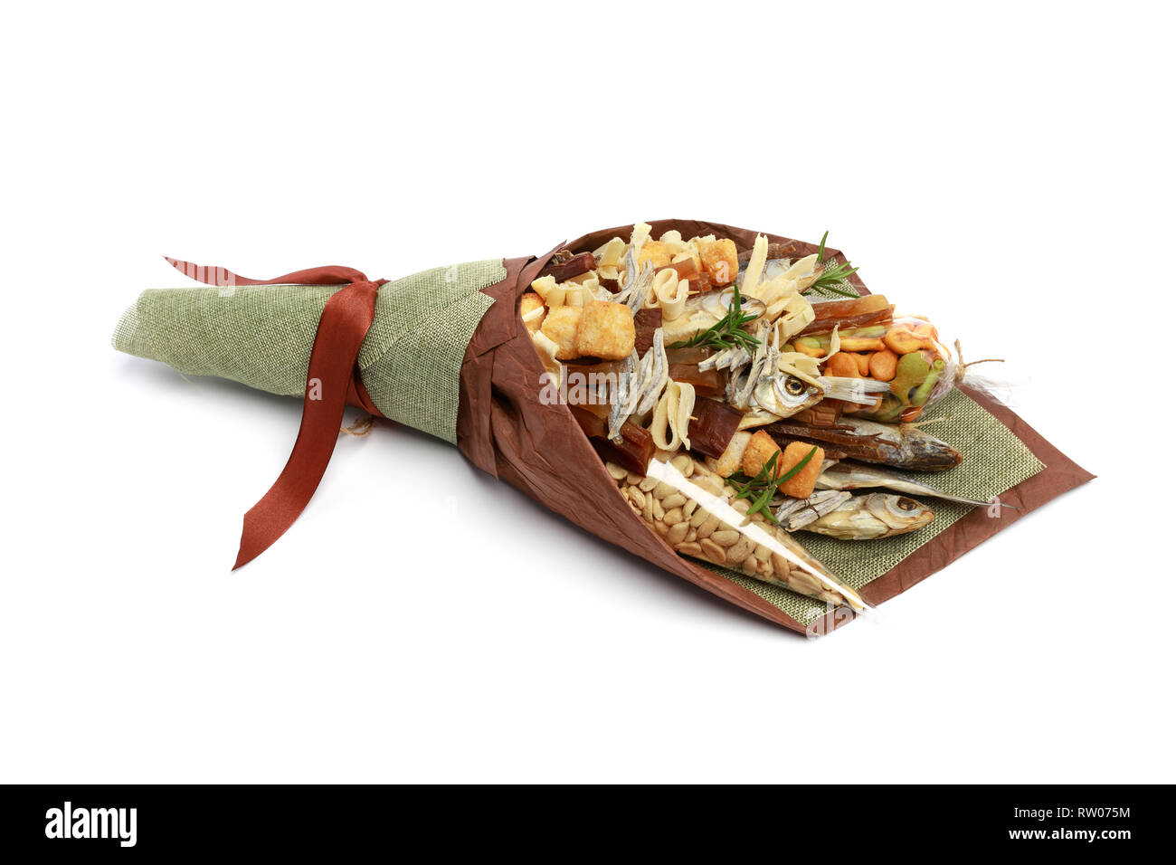 Original bouquet consisting of dried salted fish, salted peanuts ...