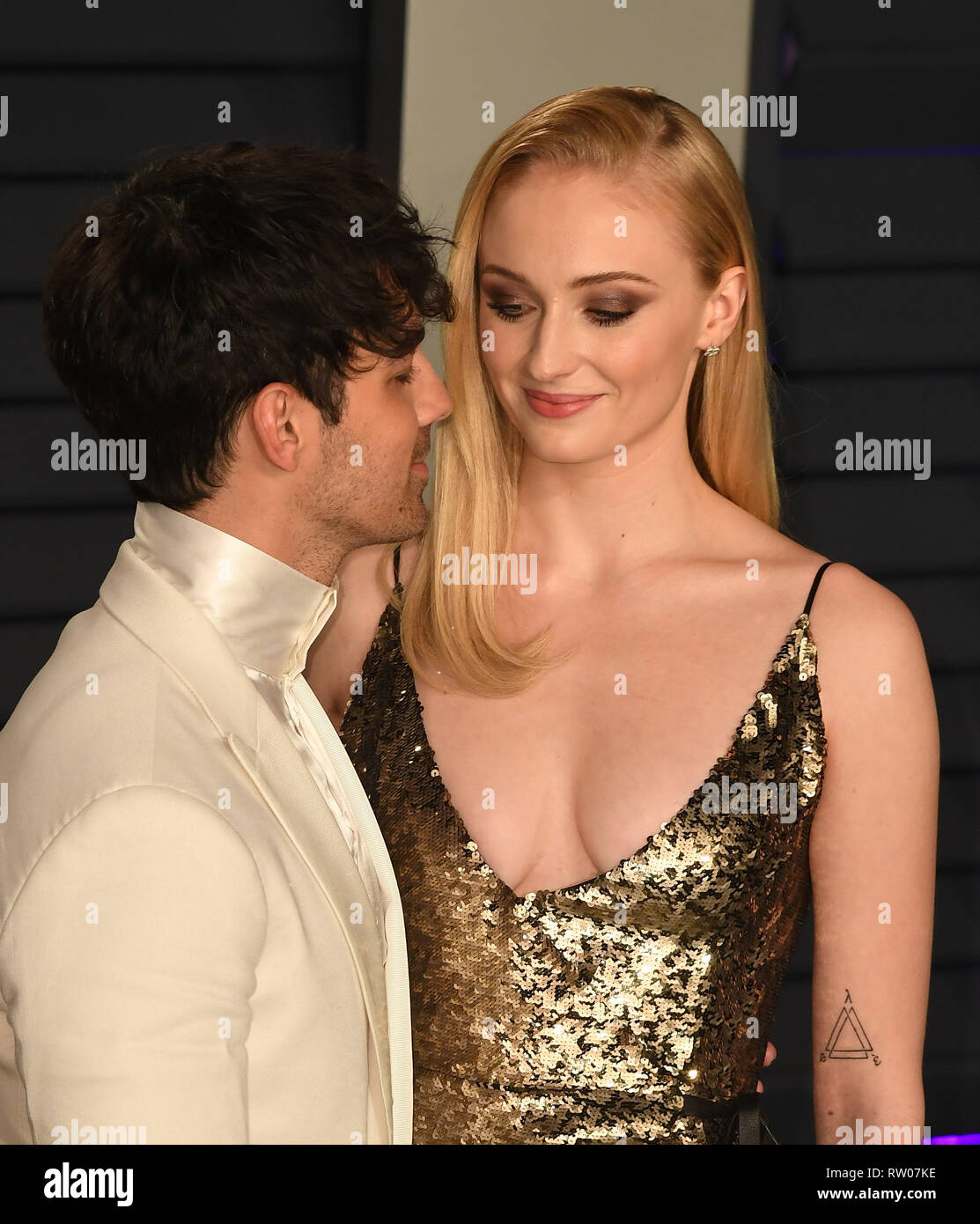 Joe Jonas dating natashia Ho