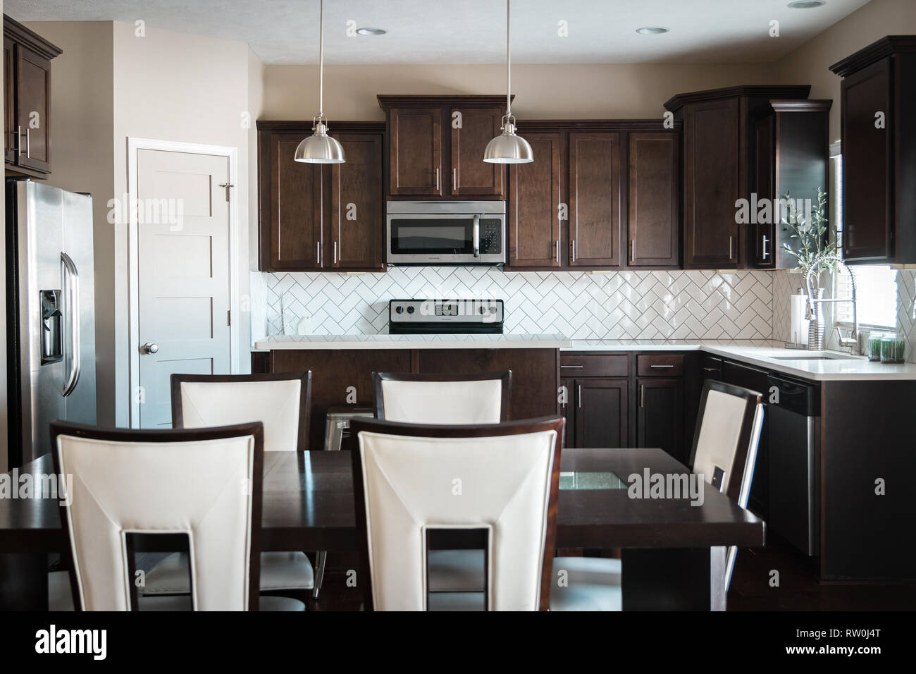 KITCHEN MODERN INTERIOR DESIGN Stock Photo