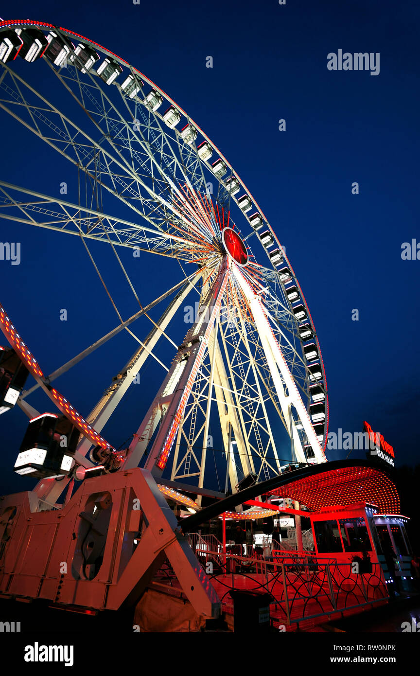 koningskermis – King's fair, Malieveld, The Hague, The Netherlands. 13th, April, 2018. Big wheel – The View – Den Haag. Charles M. Vella/Alamy Stock P Stock Photo