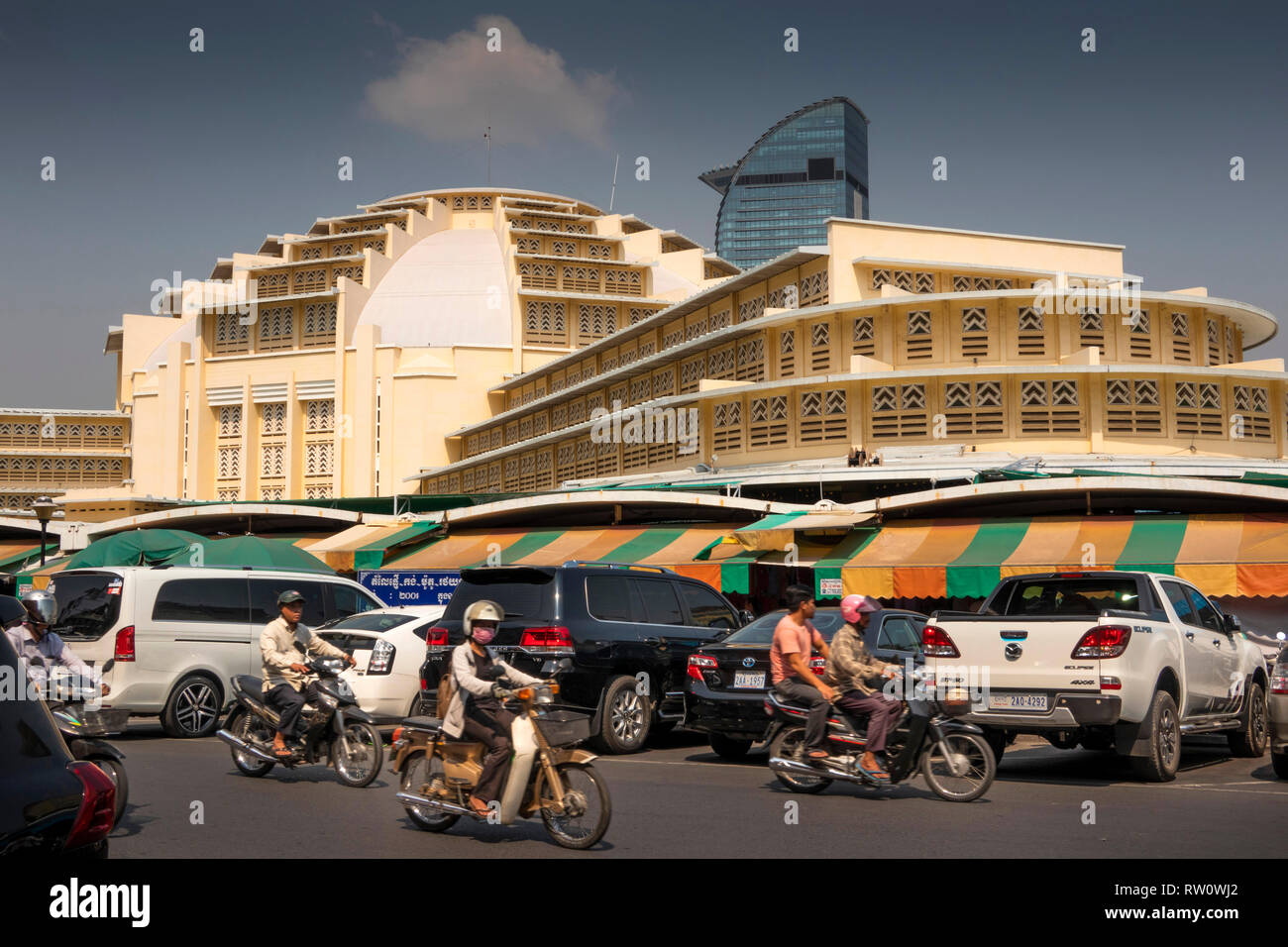 Cambodia, Phnom Penh, City Centre, Phsar Thmey, Central Market, built in 1937 Stock Photo