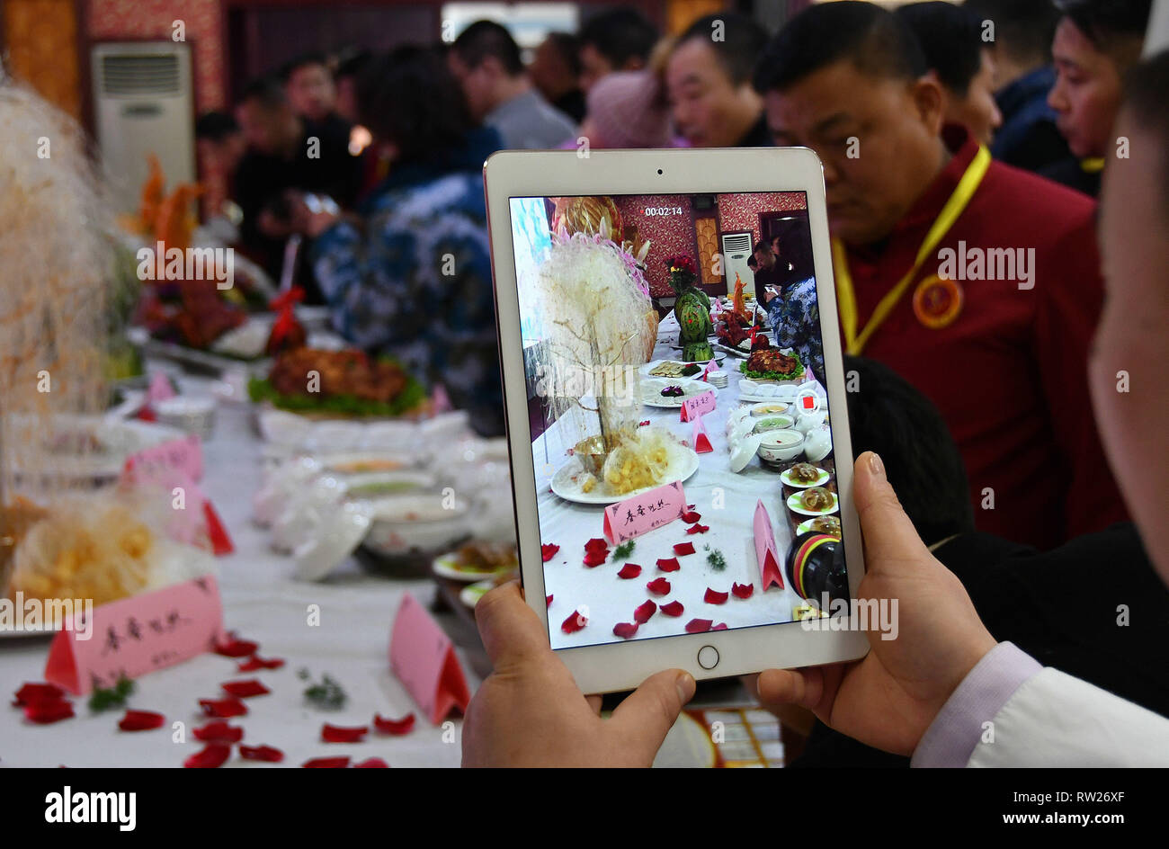 Yantai, China. 4th Mar, 2019. Yantai, CHINA-Various food can be seen at the Shandong Cuisine Expo is held in Yantai, east China's Shandong Province. Credit: ZUMA Press, Inc./Alamy Live News Stock Photo