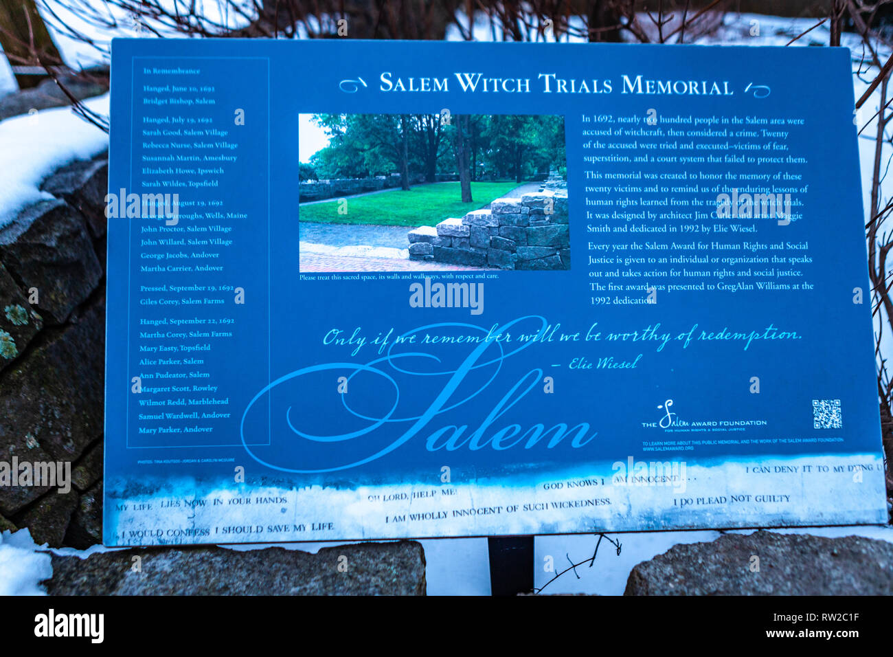 Streets of Salem, City in Massachusetts It's famous for its 1692 witch trials, during which several locals were executed for allegedly practicing witc Stock Photo