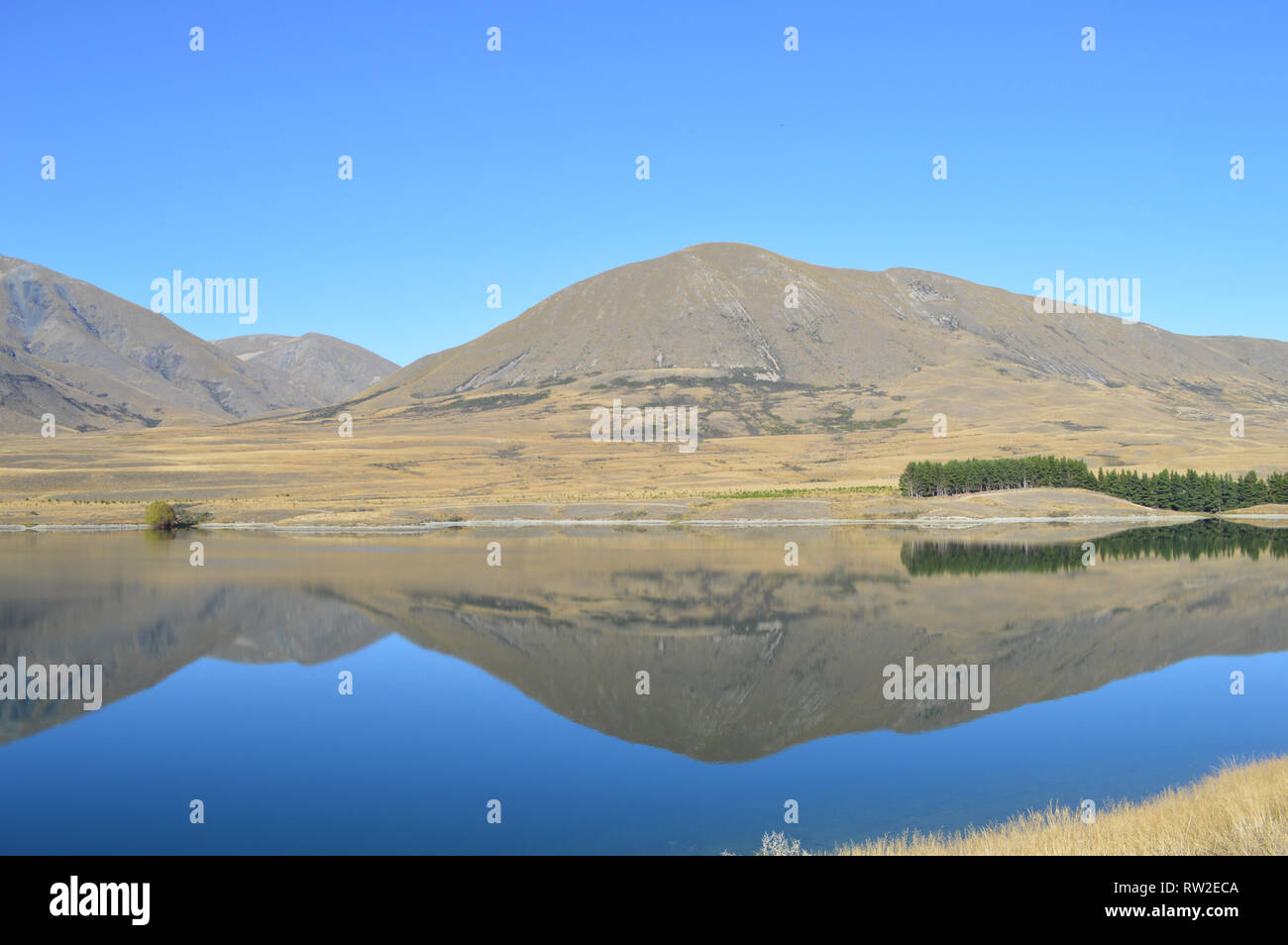 Reflection lake camp hi-res stock photography and images - Alamy