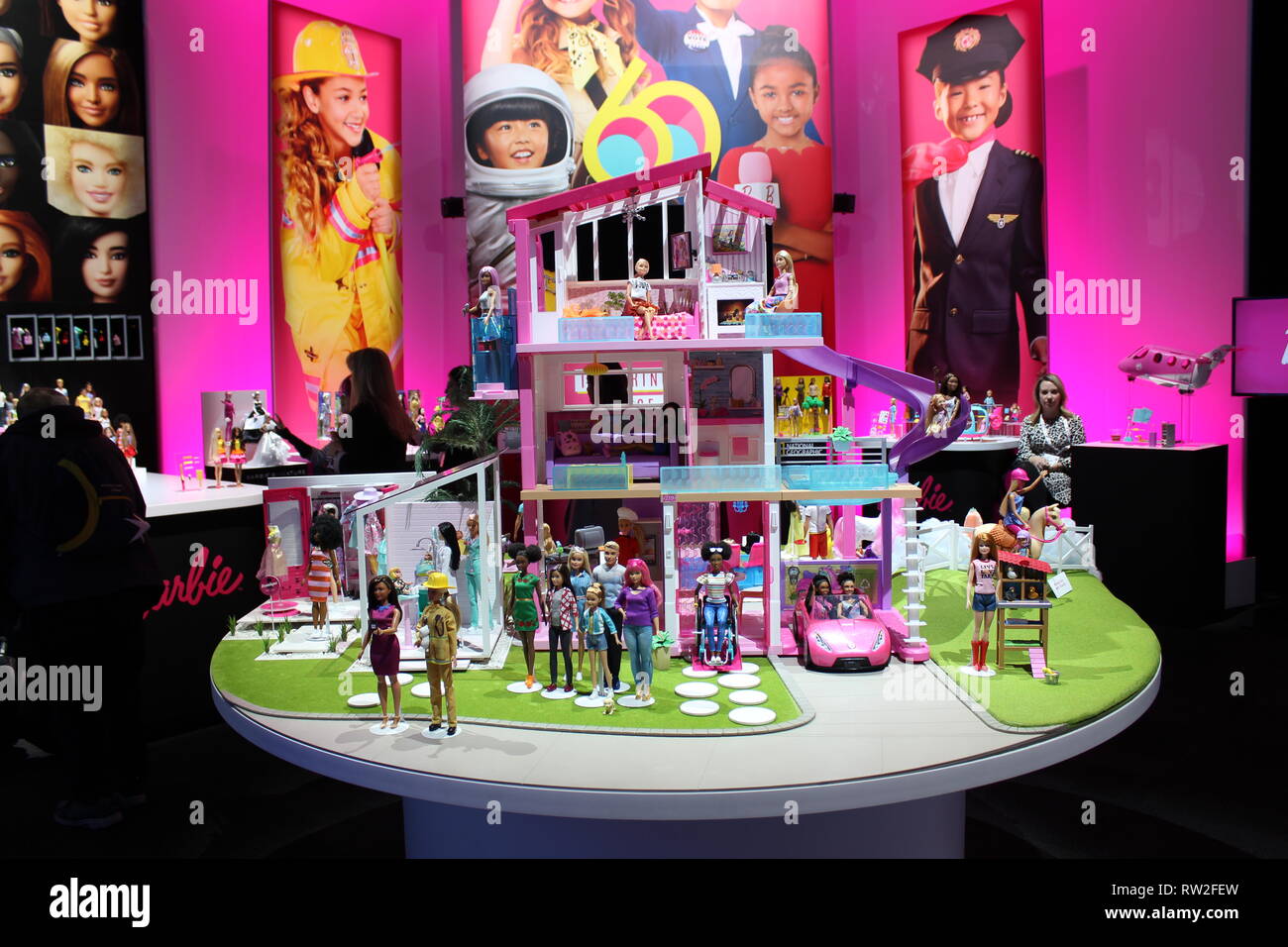 2019 barbie cartoon