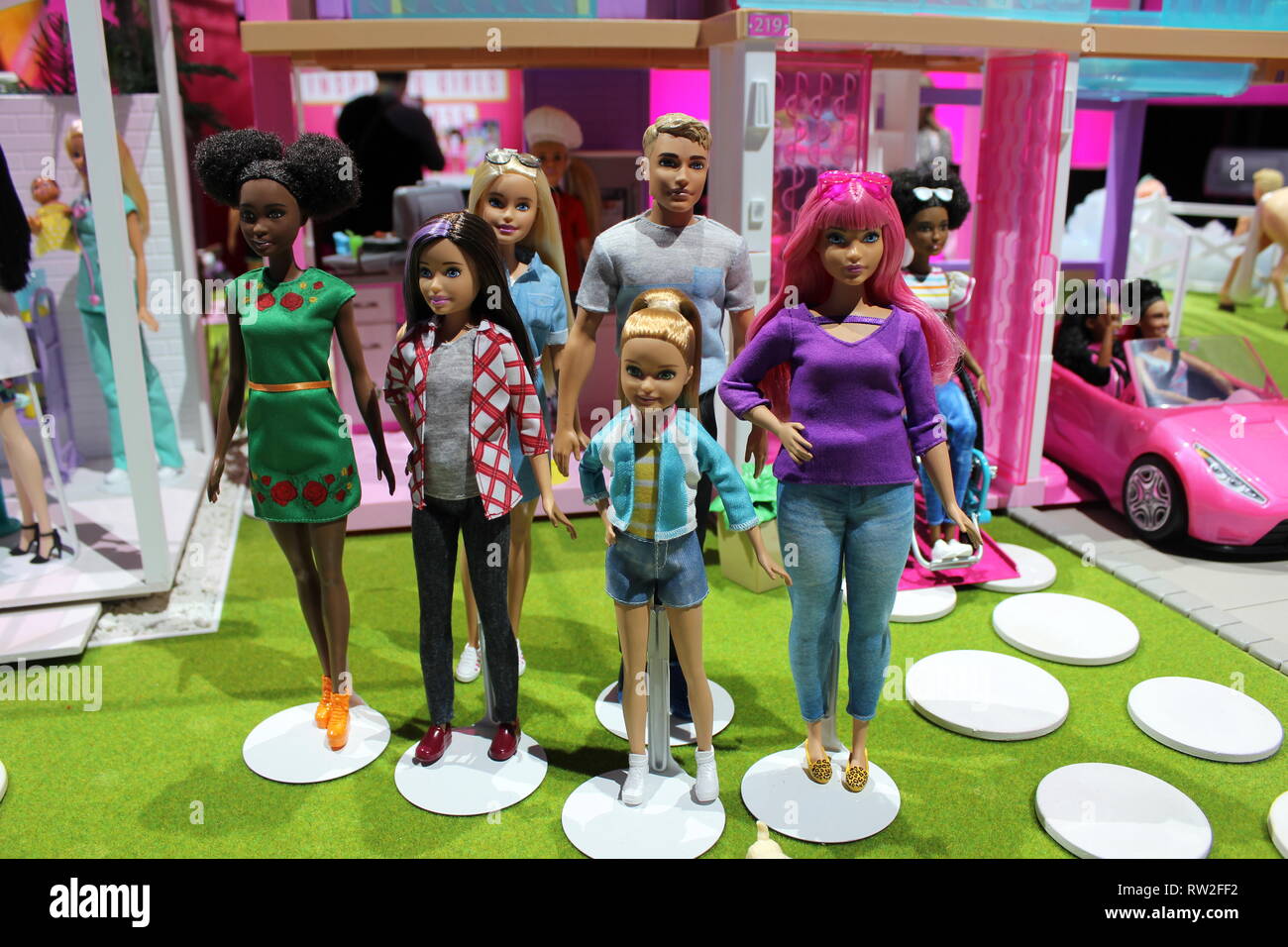 Barbie toy fair 2019 hi-res stock photography and images - Alamy