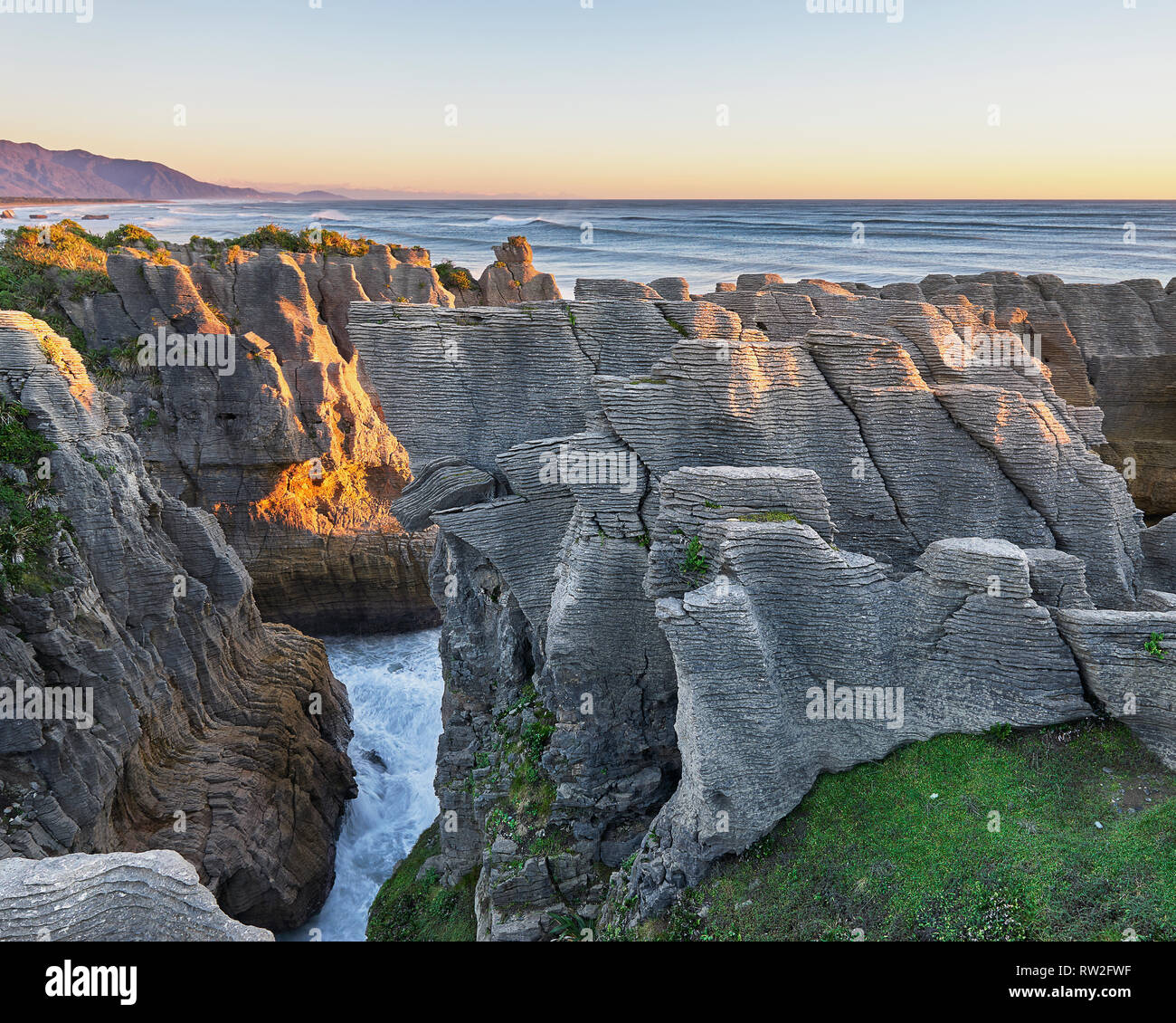 Layered Pyramid Hi res Stock Photography And Images Alamy