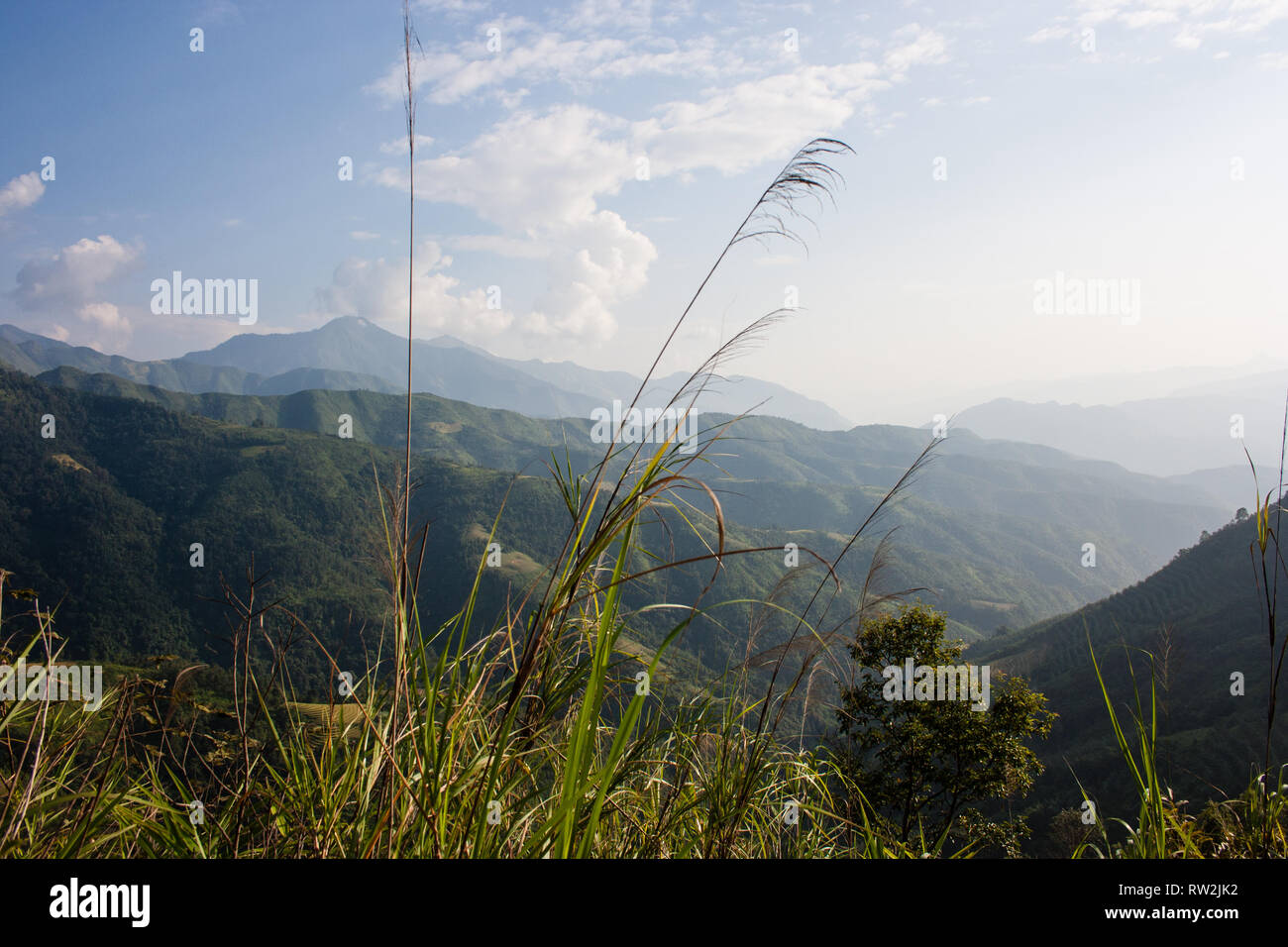 Vietnam mountain range hi-res stock photography and images - Alamy